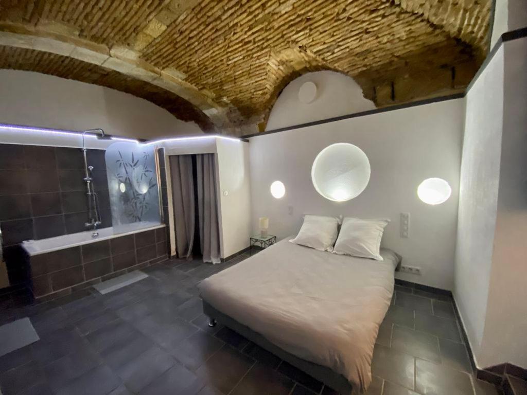Jolie Appartement T2 Nîmes Buitenkant foto